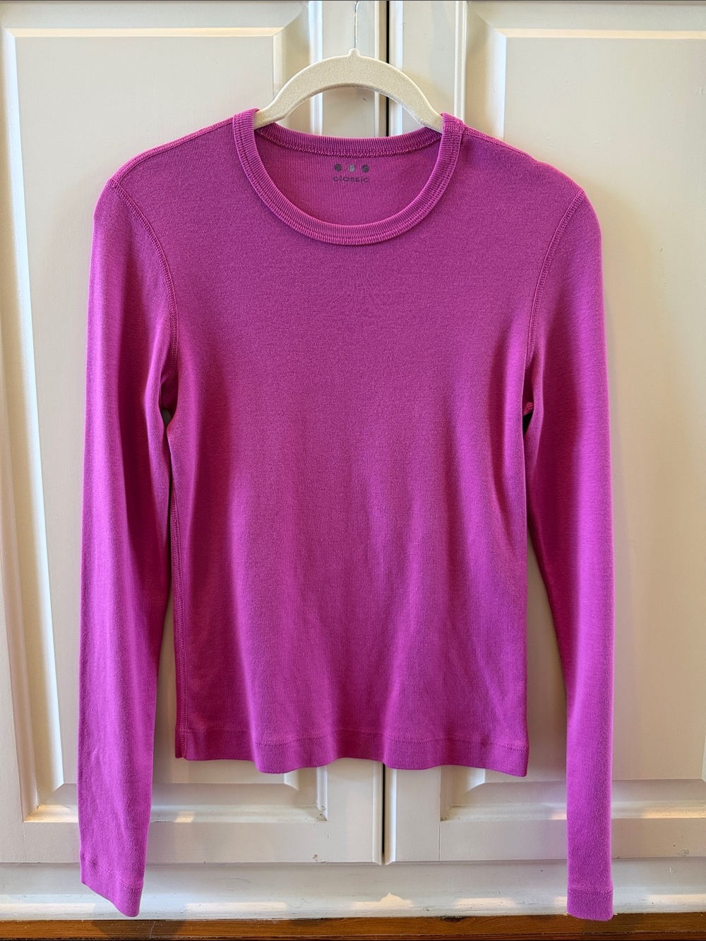 Three Dots Magenta Crewneck Long Sleeve Top - small